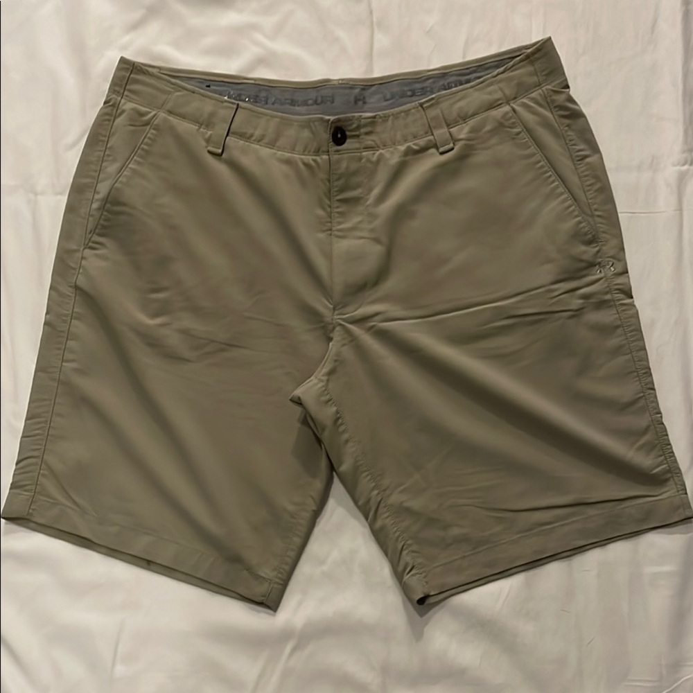 Under Armour Men's Tan FlexFit Shorts